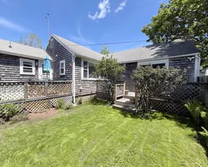 7 Clifton Street