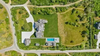36 Warrens Landing Road