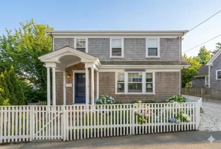 2 Silver Street