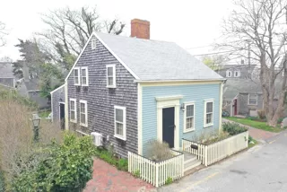 1 Beaver Street